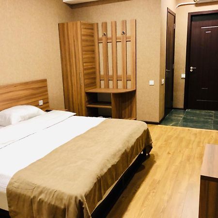 Lords Hotel Tbiliszi Kültér fotó